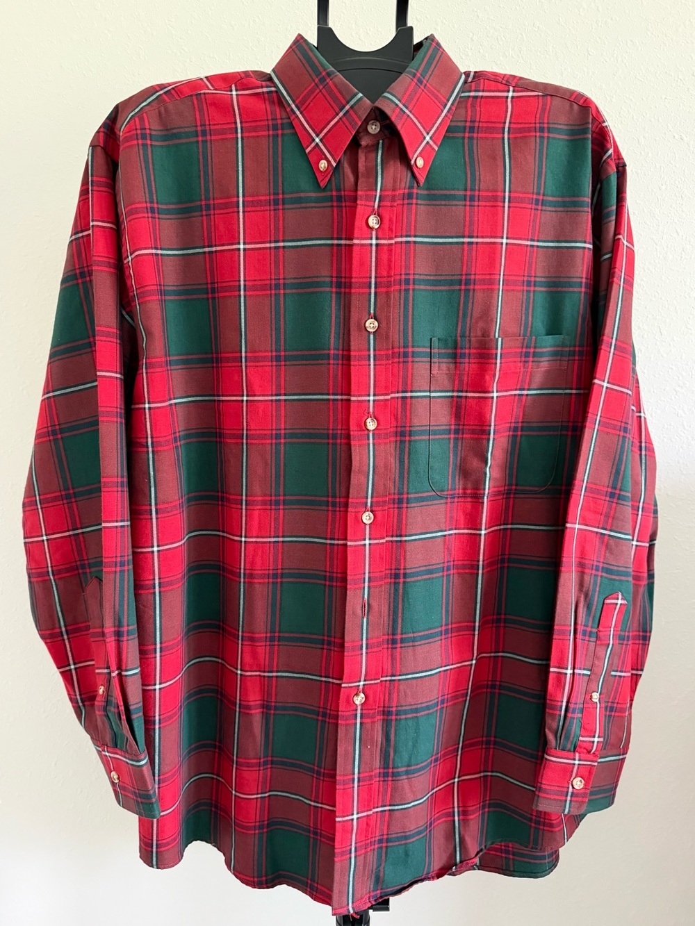 Vintage Viyella Men’s Button Down Shirt Red & Green Plaid Christmas Size L